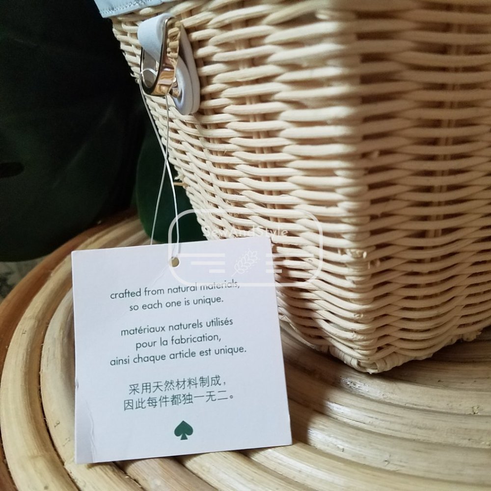 Kate Spade NWT Picnic Strawberry Wicker Basket Warm Beige plaid inside - Picture 7 of 13